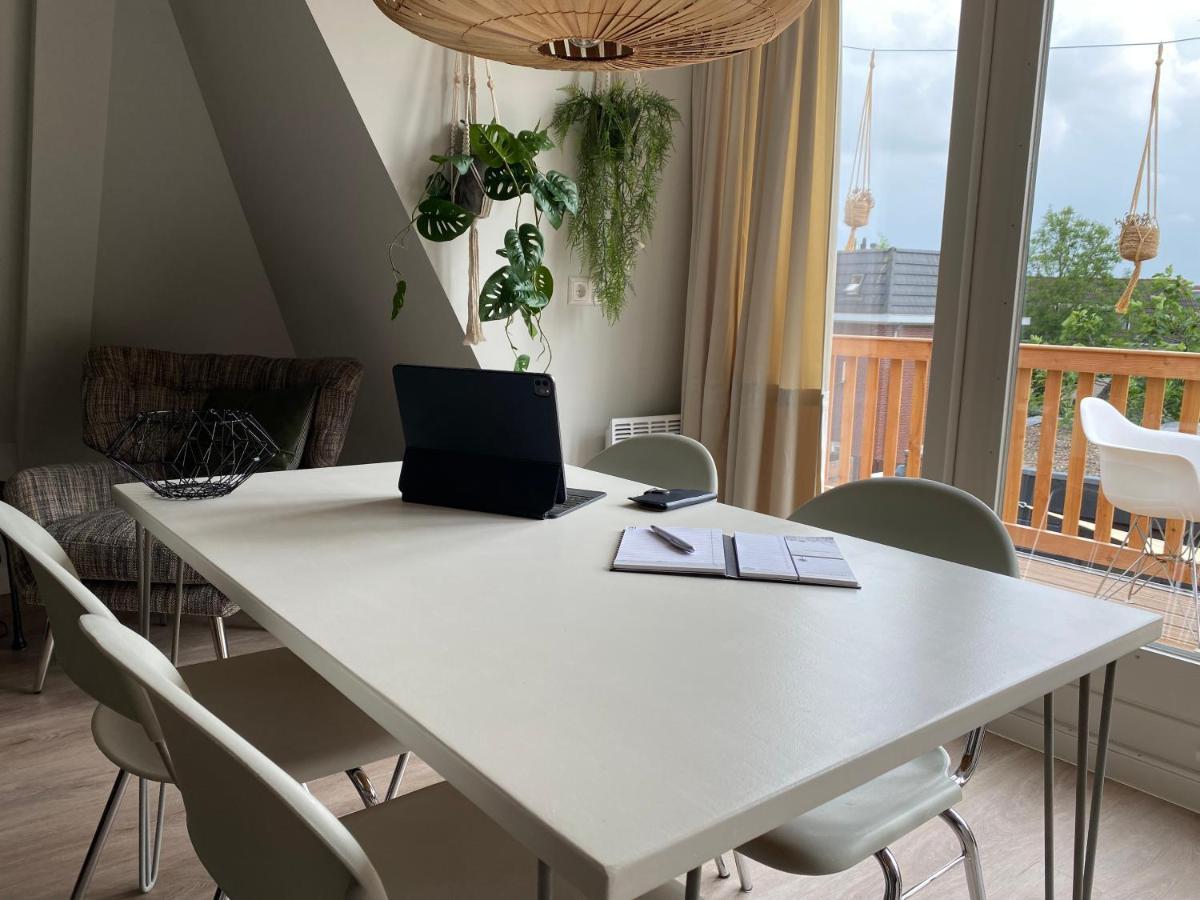 Spot Houten